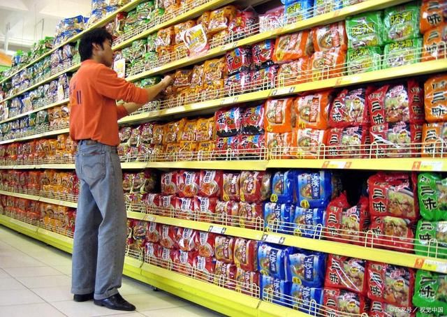 方便食品進(jìn)入熱銷(xiāo)時(shí)期，供不應(yīng)求狀況持續(xù)